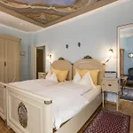 Swiss Historic & Garten Carona