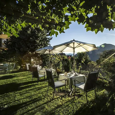 Swiss Historic & Garten Carona