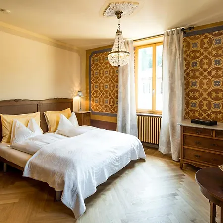 Swiss Historic & Garten Carona 3*