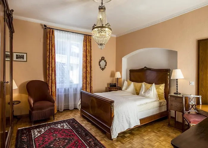 Swiss Historic & Garten Carona 3*