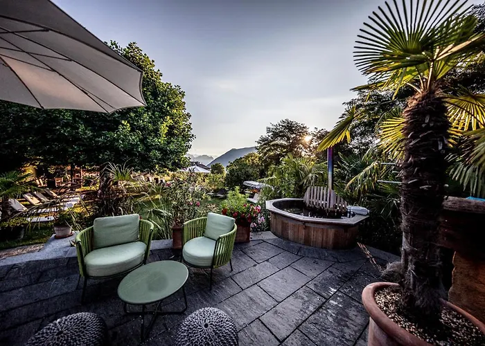 מלון Swiss Historic & Garten Carona לוגאנו