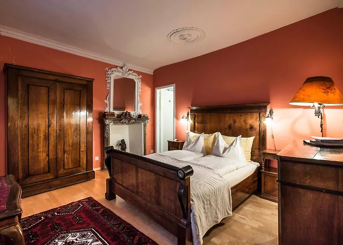 Swiss Historic & Garten Carona 3*