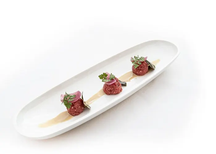 ホテル Swiss Historic & Garten Carona 3*