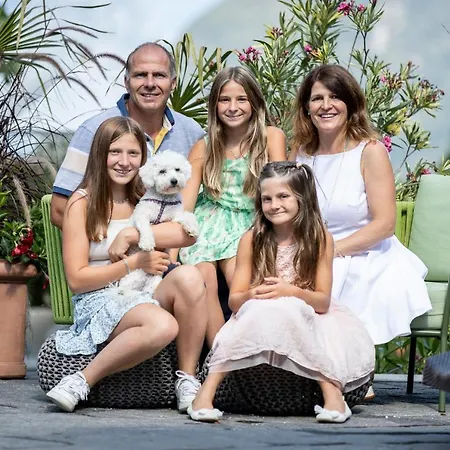 Swiss Historic & Garten Carona Hotel 3*